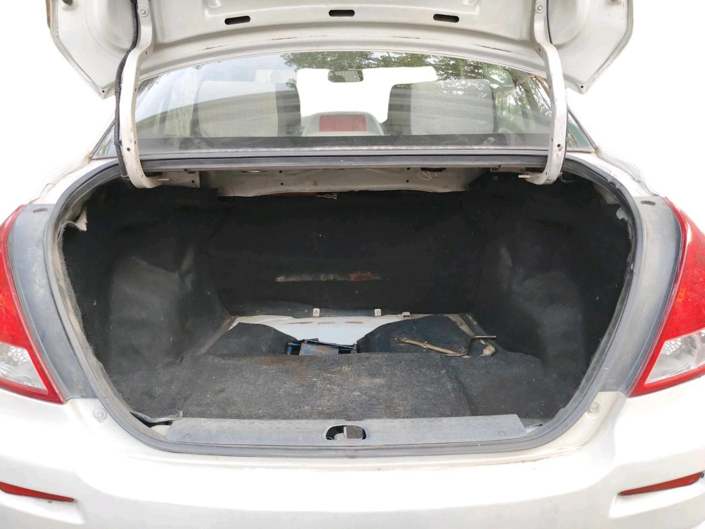 2014 Maruti Swift Dzire TOUR DIESEL, Diesel, Manual, 84,366 km, exterior
