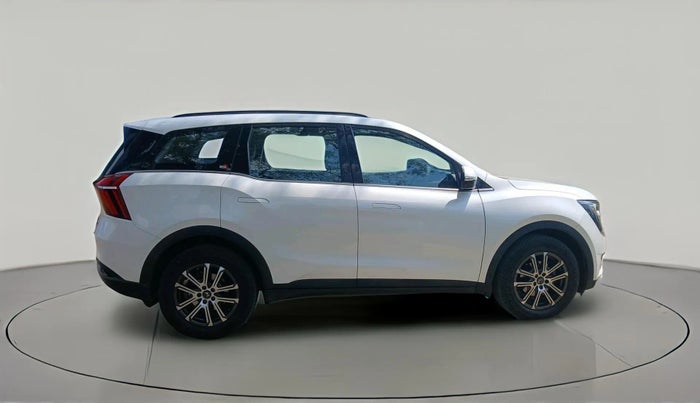 2023 Mahindra XUV700 AX 7 D AT 7 STR, Diesel, Automatic, 39,836 km, exterior