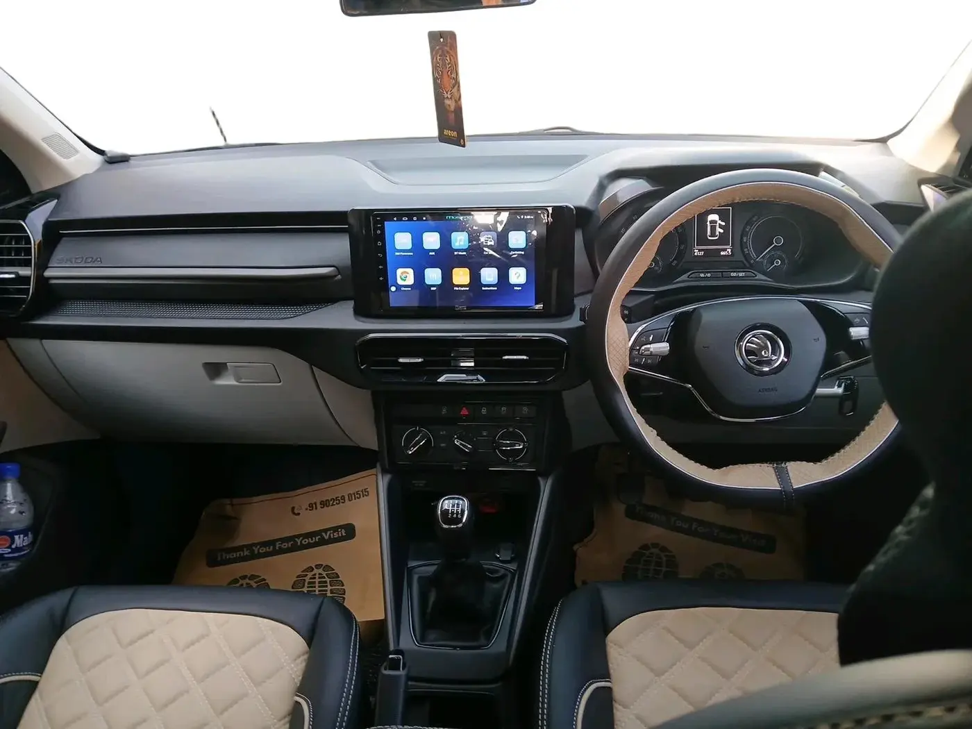 2025 Skoda Kylaq Signature, Petrol, Manual, 4,127 km, interior