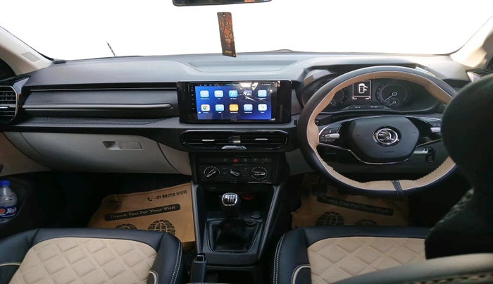 2025 Skoda Kylaq Signature, Petrol, Manual, 4,127 km, interior