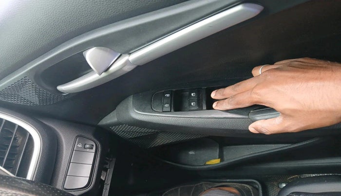 2020 KIA SELTOS HTE 1.5 DIESEL, Diesel, Manual, 1,01,056 km, interior