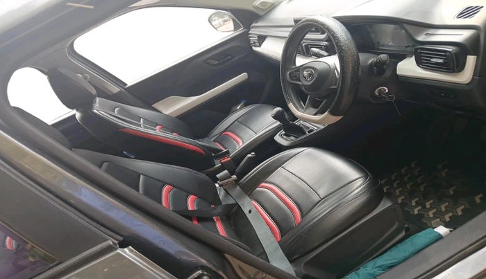 2024 Tata PUNCH PURE RHYTHM PACK MT, Petrol, Manual, 18,927 km, interior