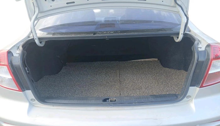 2012 Maruti SX4 VDI, Diesel, Manual, 2,04,596 km, exterior