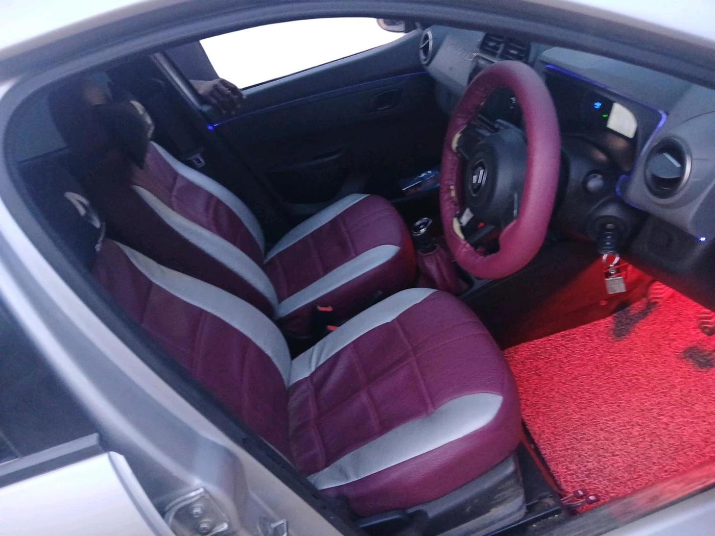 2020 Renault Kwid RXT 1.0 (O), Petrol, Manual, 1,16,878 km, interior