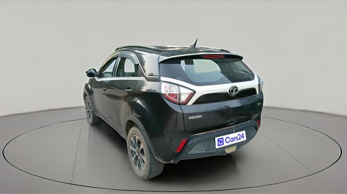 2018 Tata NEXON XM PETROL, Petrol, Manual, 1,29,601 km, exterior