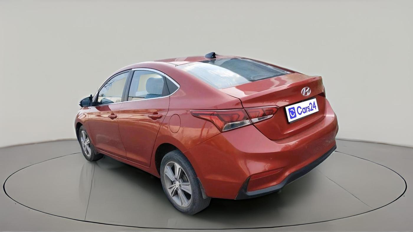 2018 Hyundai Verna 1.6 CRDI SX + AT, Diesel, Automatic, 82,200 km, exterior
