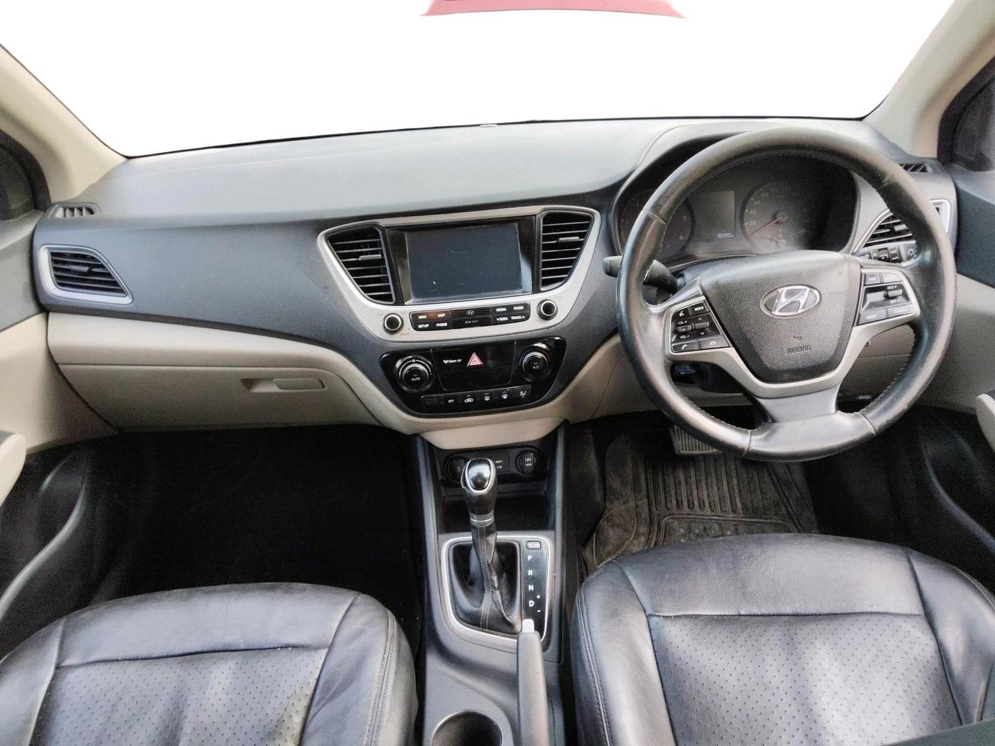 2018 Hyundai Verna 1.6 CRDI SX + AT, Diesel, Automatic, 82,200 km, interior