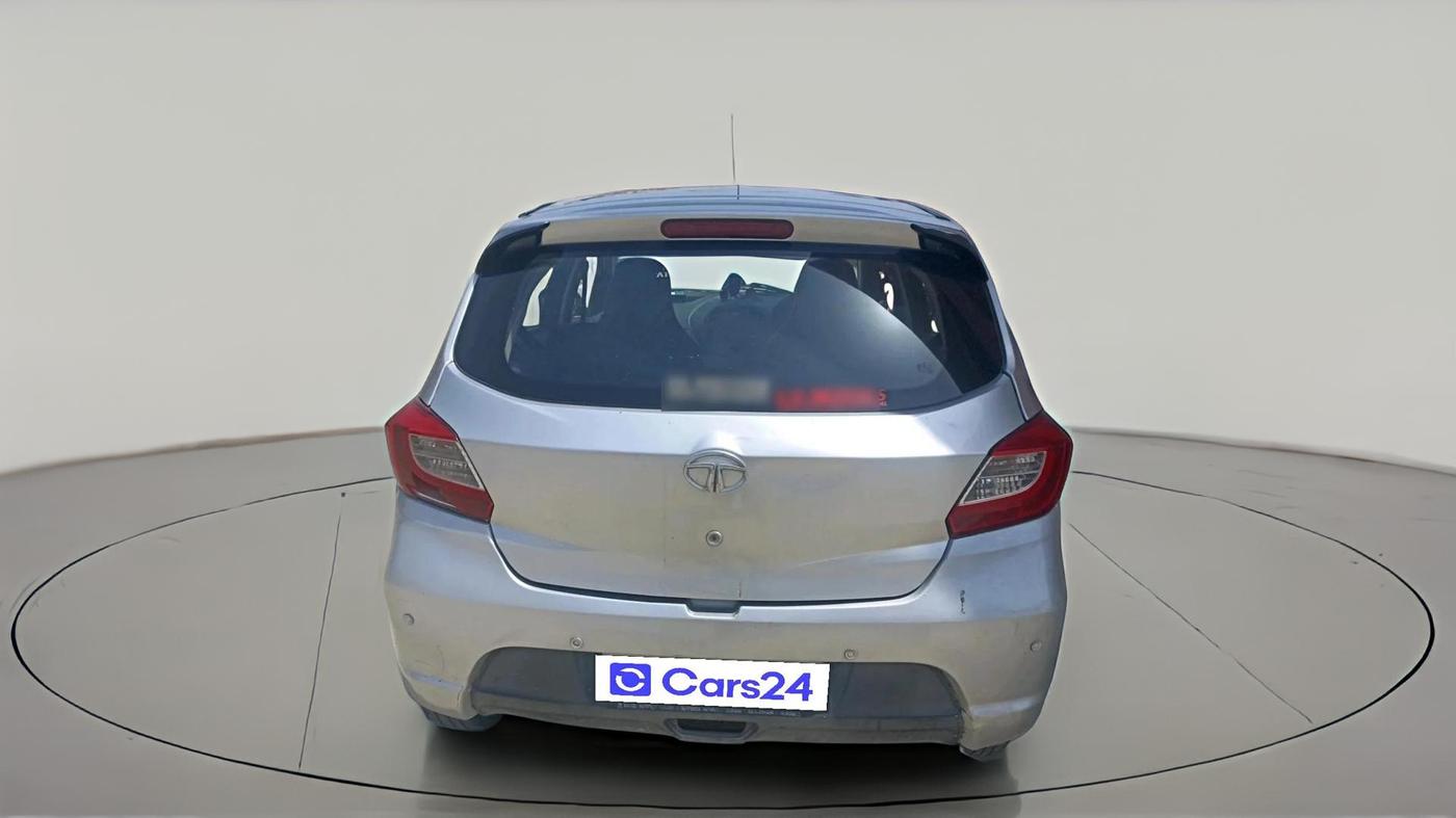 2018 Tata Tiago XT DIESEL, Diesel, Manual, 1,08,900 km, exterior