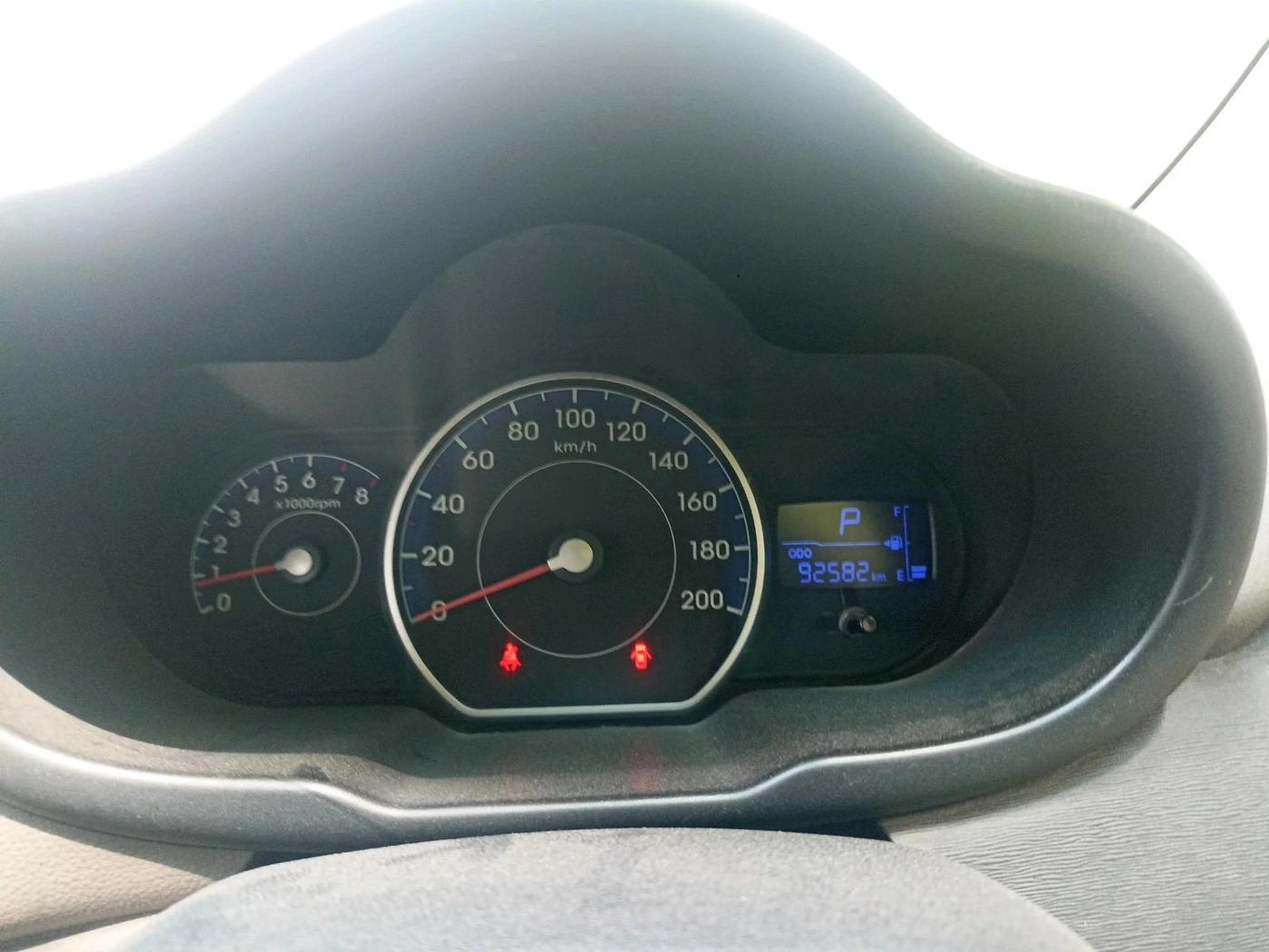 2011 Hyundai i10 MAGNA 1.2 AT, Petrol, Automatic, 92,582 km, interior