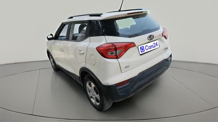 2019 Mahindra XUV300 W6 1.2 PETROL, Petrol, Manual, 58,993 km, exterior