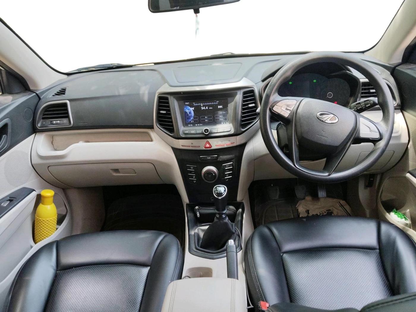 2019 Mahindra XUV300 W6 1.2 PETROL, Petrol, Manual, 58,993 km, interior