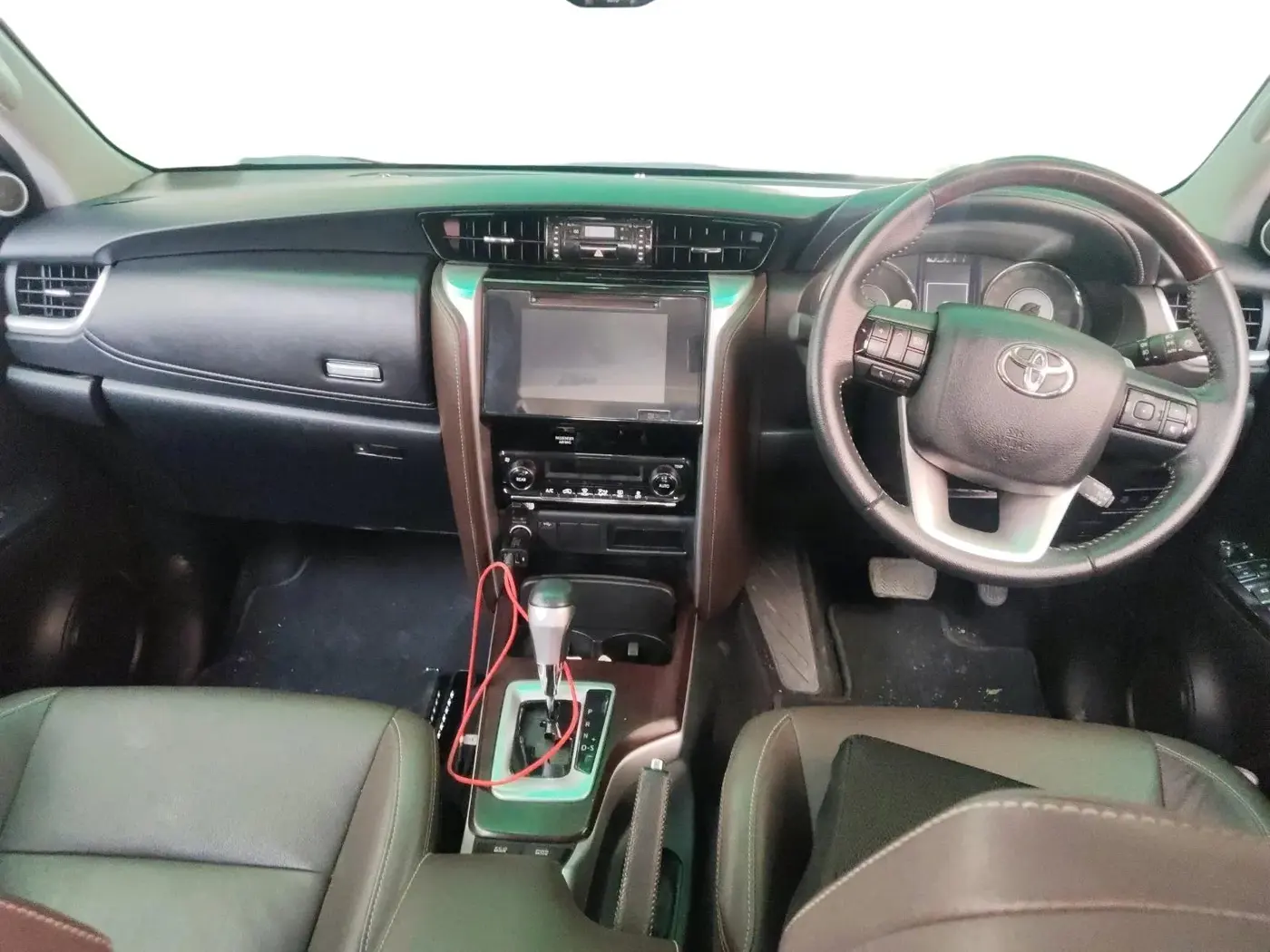 2019 Toyota Fortuner 2.8 4X2 AT, Diesel, Automatic, 46,699 km, interior