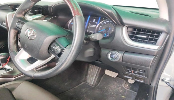 2019 Toyota Fortuner 2.8 4X2 AT, Diesel, Automatic, 46,699 km, interior