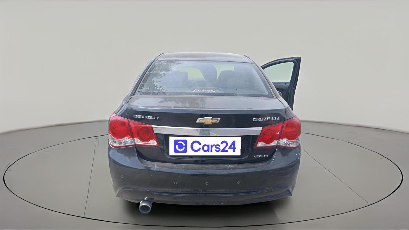 2015 Chevrolet Cruze LTZ AT, Diesel, Automatic, 57,038 km, exterior