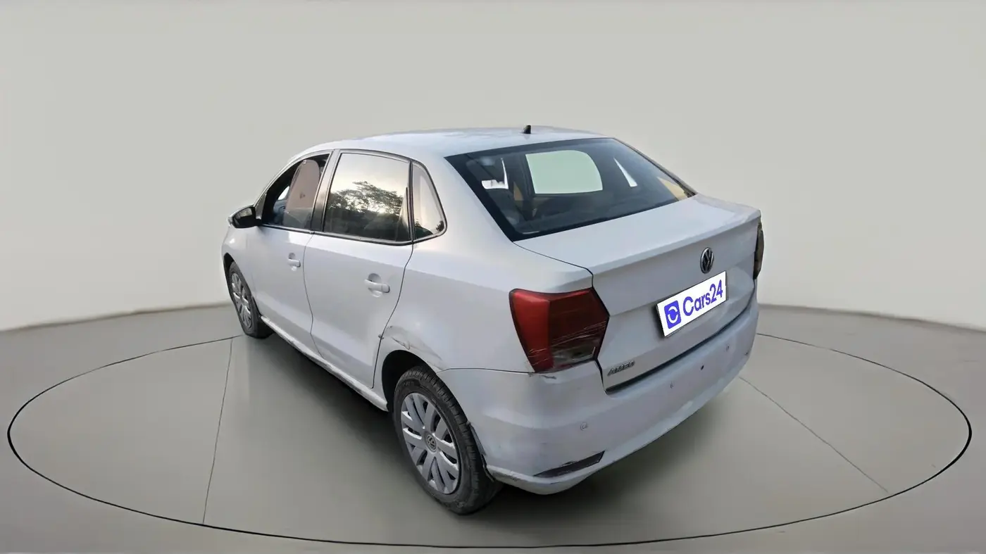 2016 Volkswagen Ameo COMFORTLINE 1.2L, Petrol, Manual, 1,57,443 km, exterior