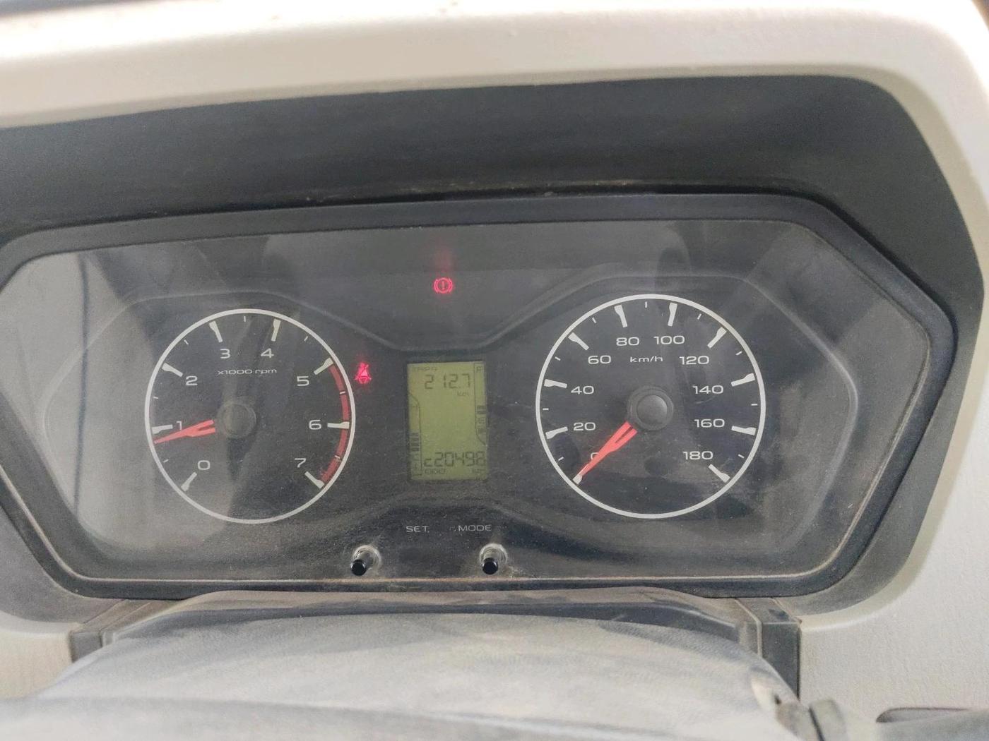 2016 Mahindra Scorpio S6 PLUS 1.99, Diesel, Manual, 2,20,498 km, interior
