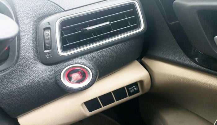 2018 Honda Amaze 1.2L I-VTEC VX, Petrol, Manual, 54,180 km, interior