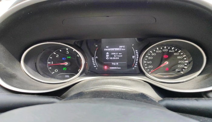 2017 Jeep Compass LIMITED 2.0 DIESEL, Diesel, Manual, 1,09,054 km, interior