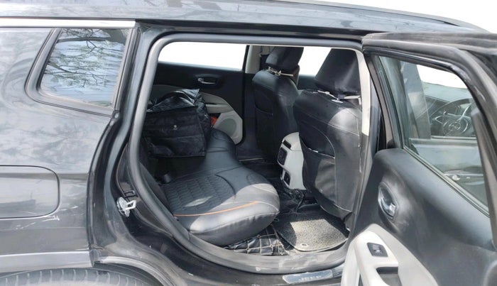 2017 Jeep Compass LIMITED 2.0 DIESEL, Diesel, Manual, 1,09,054 km, interior