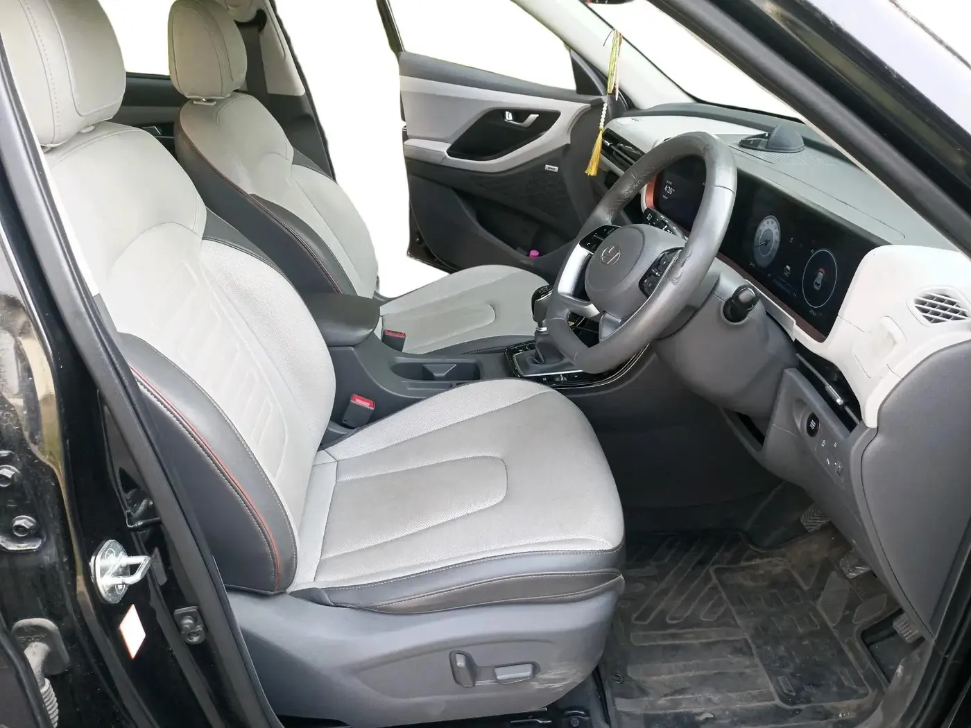 2024 Hyundai Creta SX (O) 1.5 PETROL, Petrol, Manual, 23,763 km, interior