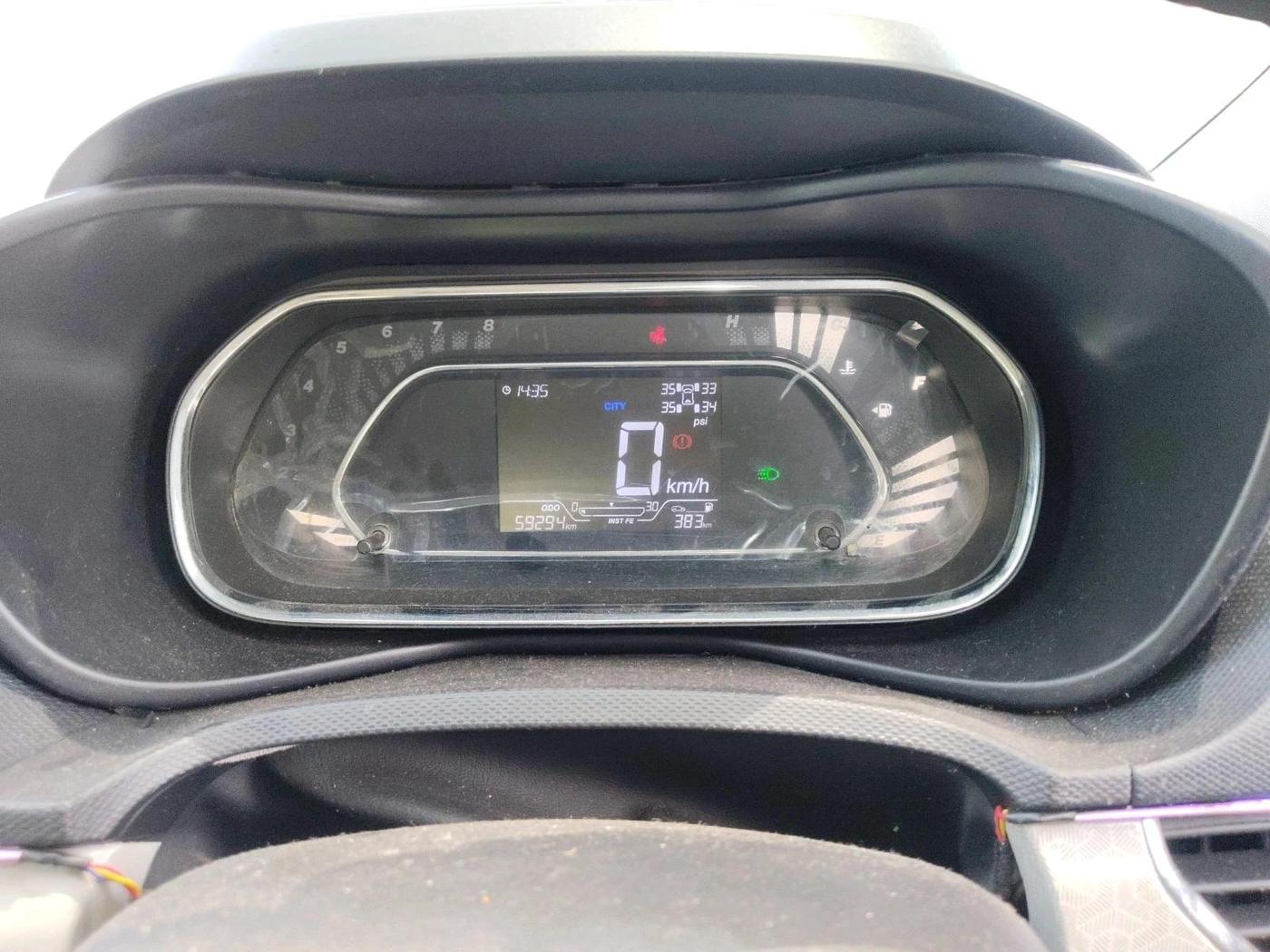 2022 Tata NEXON XZ PLUS (PREMIUM) PETROL, Petrol, Manual, 59,294 km, interior