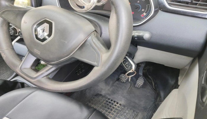 2020 Renault TRIBER RXL MT, Petrol, Manual, 74,381 km, interior