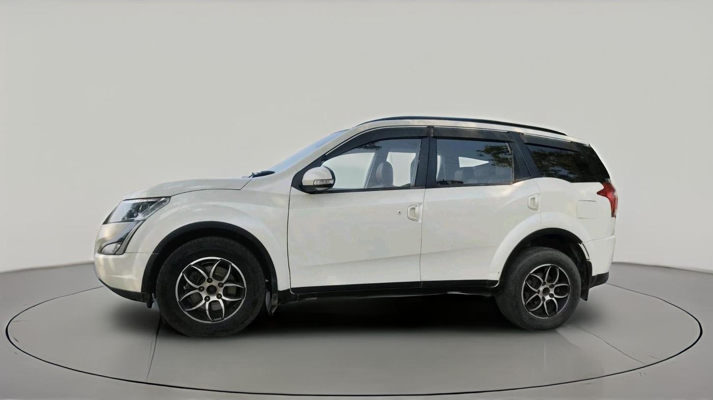 2019 Mahindra XUV500 W7, Diesel, Manual, 88,964 km, exterior