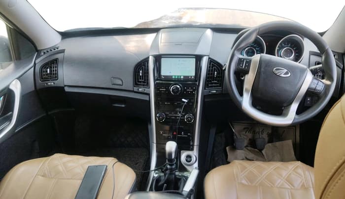 2019 Mahindra XUV500 W7, Diesel, Manual, 88,964 km, interior