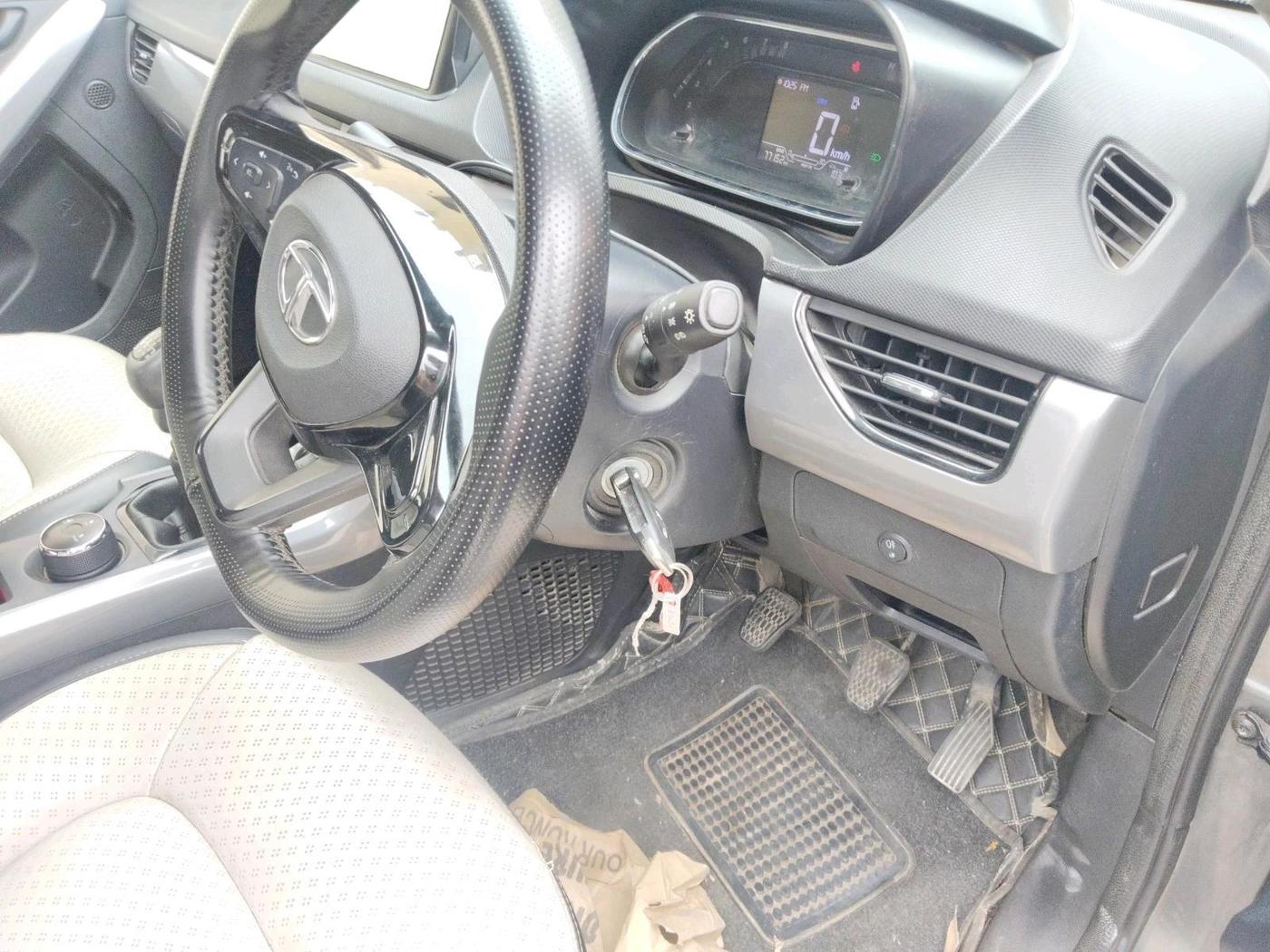 2022 Tata NEXON XM SUNROOF PETROL, Petrol, Manual, 77,152 km, interior