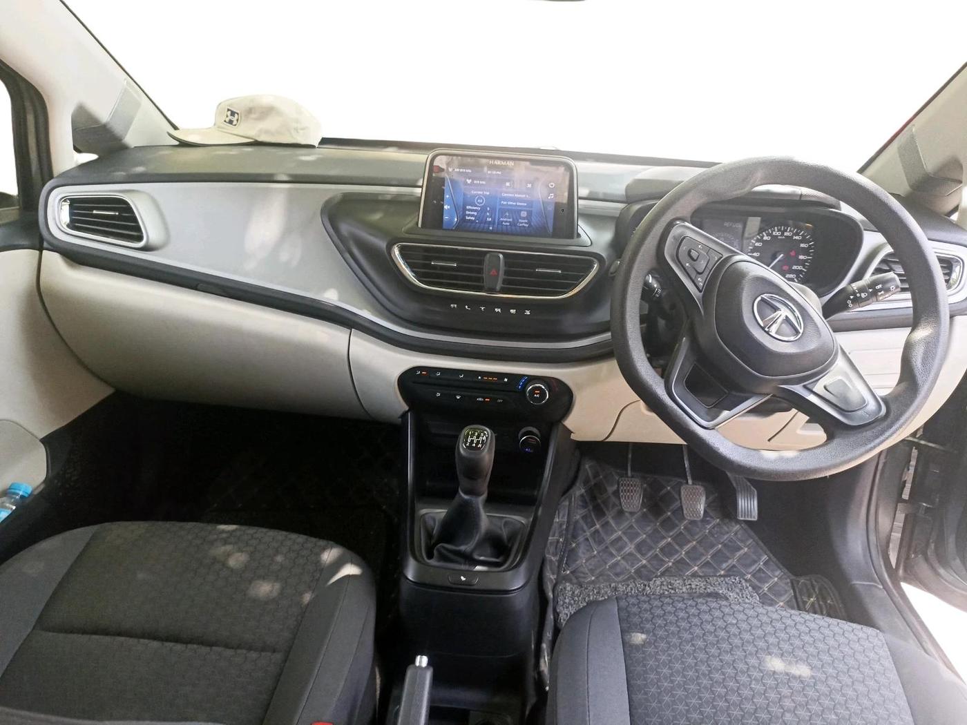 2022 Tata ALTROZ XM PLUS PETROL, Petrol, Manual, 26,833 km, interior