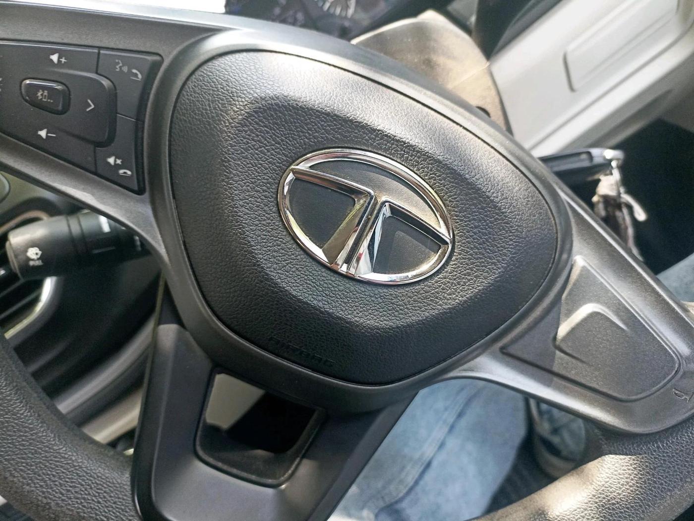 2022 Tata ALTROZ XM PLUS PETROL, Petrol, Manual, 26,833 km, interior