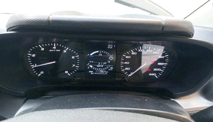 2022 Tata ALTROZ XE PLUS PETROL, Petrol, Manual, 1,11,964 km, interior