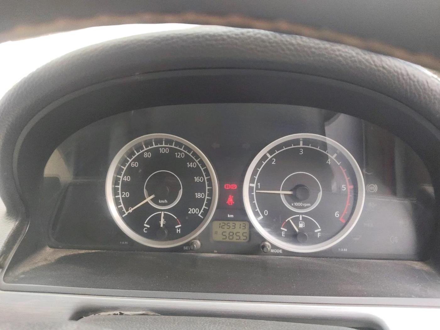 2015 Tata Safari Storme 2.2 EX 4X2, Diesel, Manual, 1,25,313 km, interior