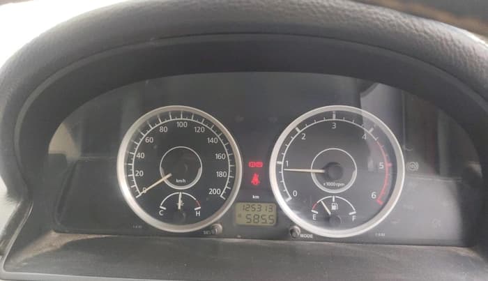 2015 Tata Safari Storme 2.2 EX 4X2, Diesel, Manual, 1,25,313 km, interior