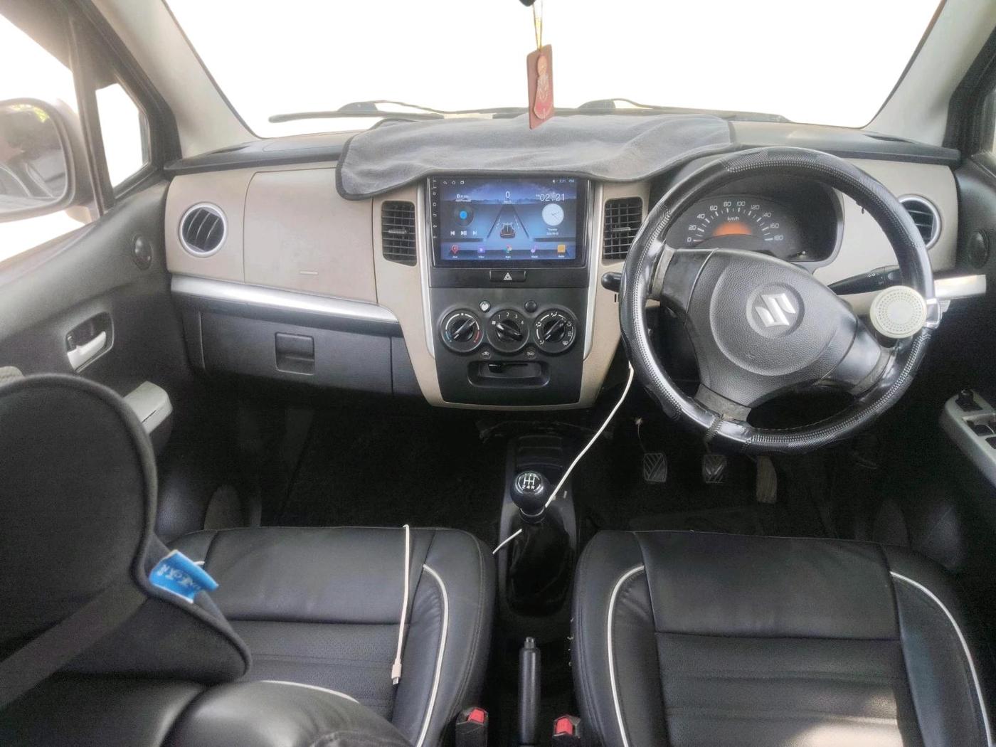 2013 Maruti Wagon R 1.0 LXI CNG, CNG, Manual, 93,154 km, interior