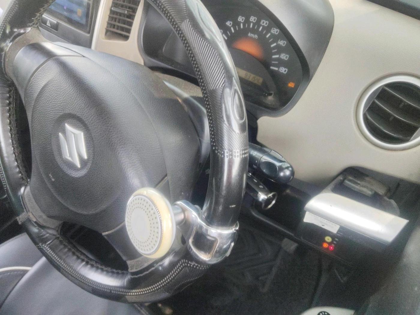 2013 Maruti Wagon R 1.0 LXI CNG, CNG, Manual, 93,154 km, interior