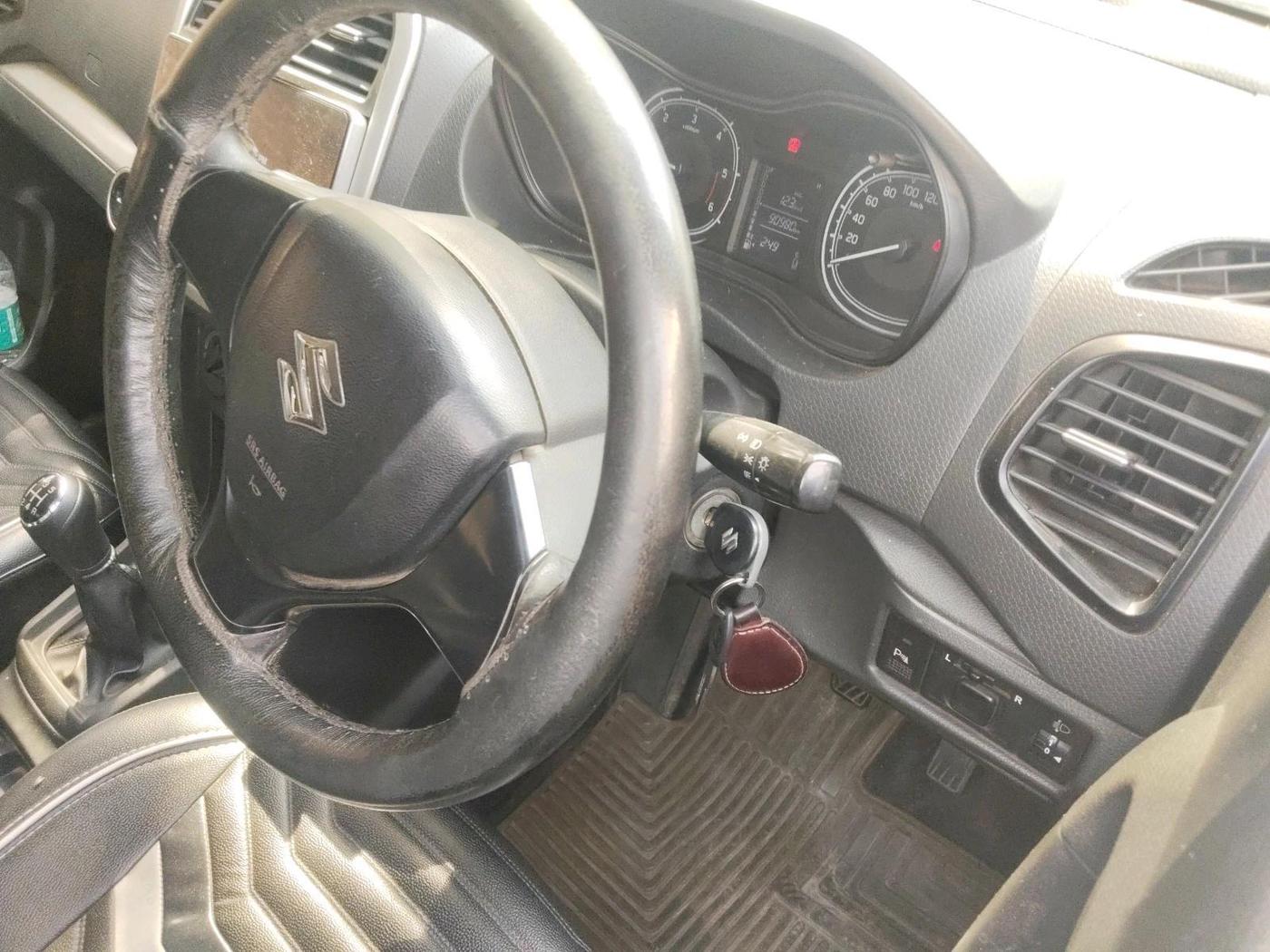 2017 Maruti Vitara Brezza VDI (O), Diesel, Manual, 96,758 km, interior