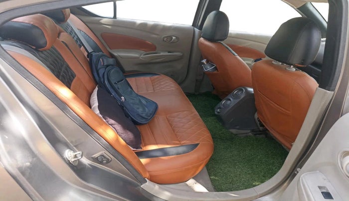 2011 Nissan Sunny XL, Petrol, Manual, 81,667 km, interior