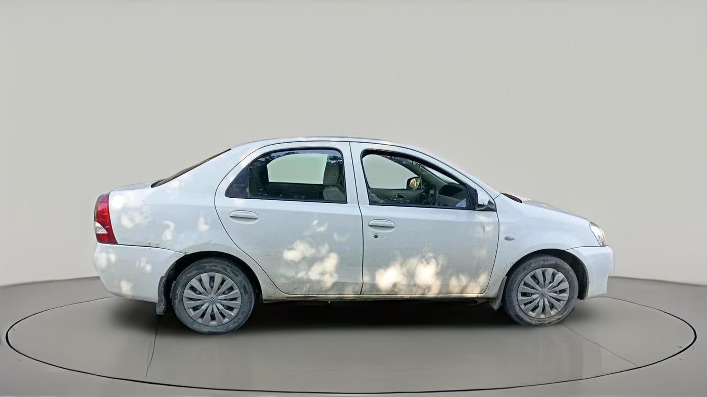 2014 Toyota Etios GD, Diesel, Manual, 4,22,516 km, exterior