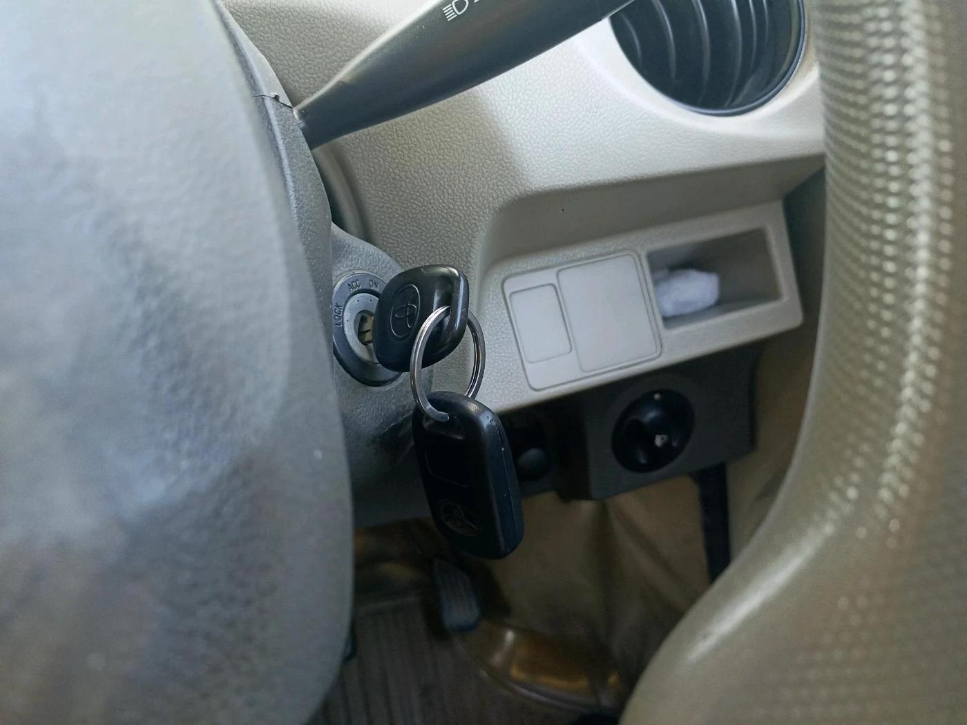 2014 Toyota Etios GD, Diesel, Manual, 4,22,516 km, interior