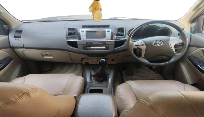 2012 Toyota Fortuner 3.0 4X2 MT, Diesel, Manual, 2,65,583 km, interior
