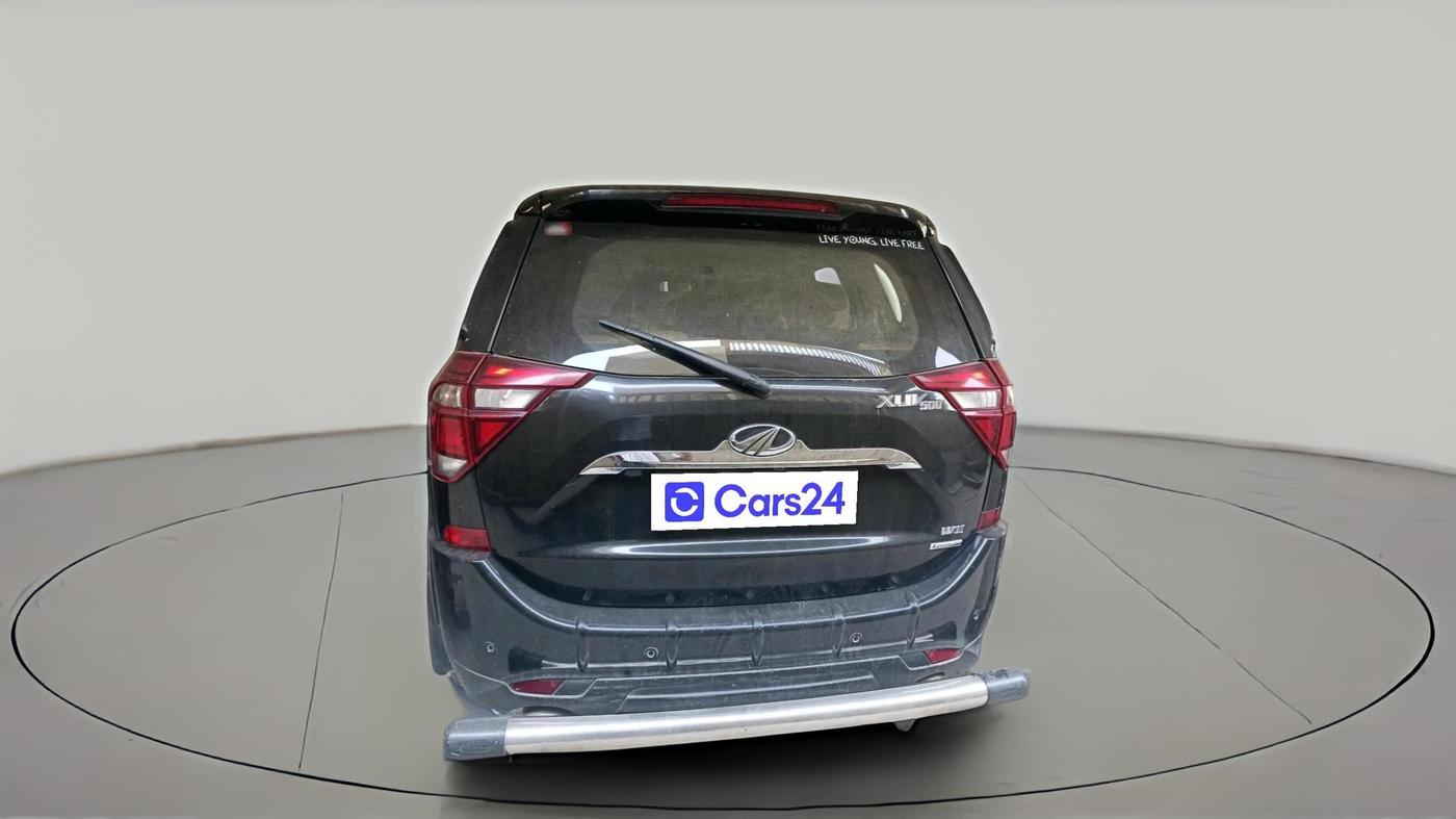 2021 Mahindra XUV500 W11 AT, Diesel, Automatic, 85,252 km, exterior
