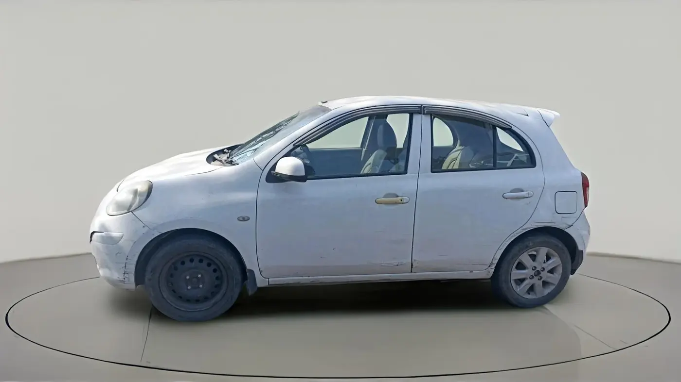 2011 Nissan Micra XV PREMIUM DIESEL, Diesel, Manual, 1,32,804 km, exterior