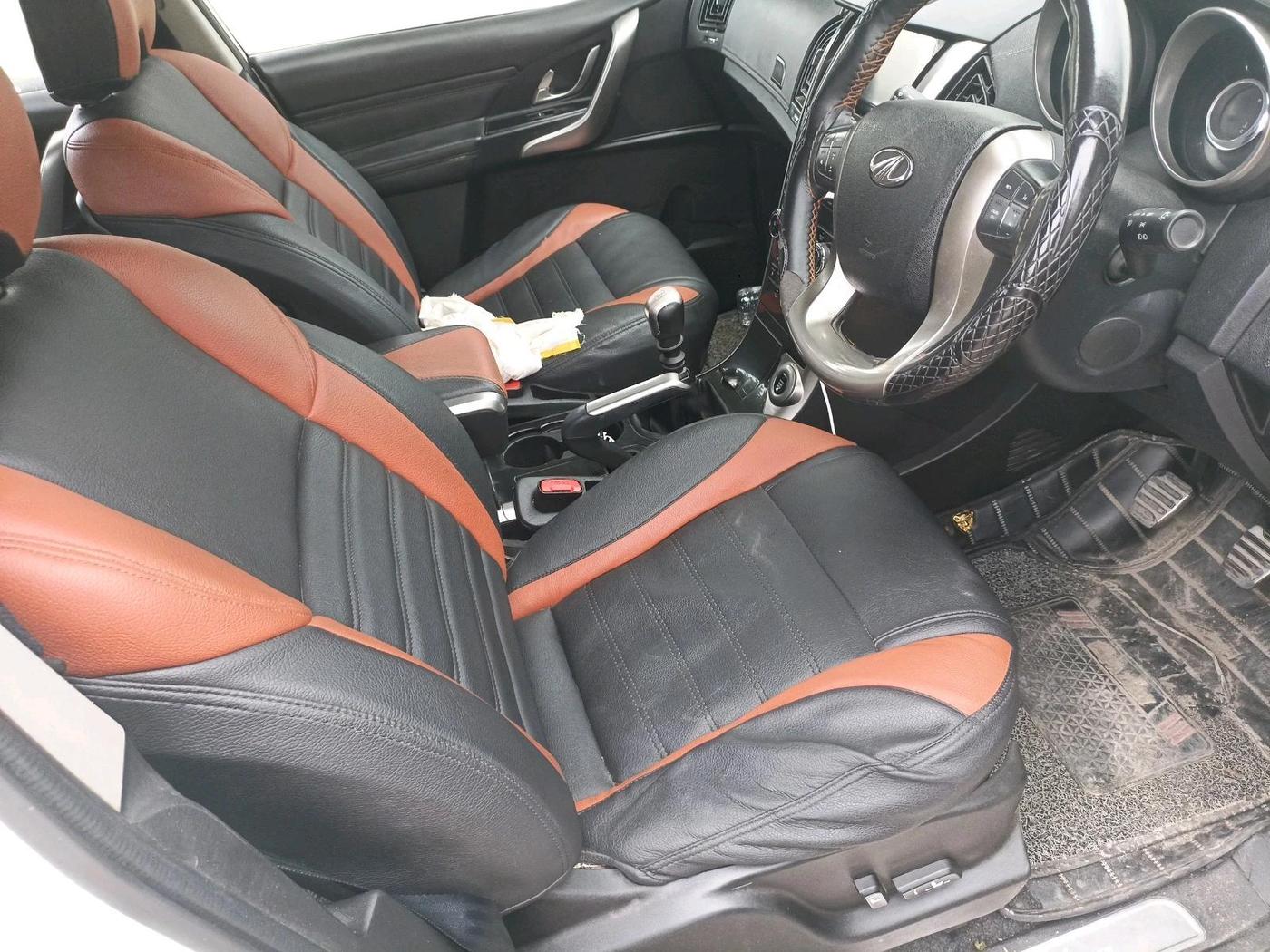 2019 Mahindra XUV500 W11, Diesel, Manual, 81,752 km, interior