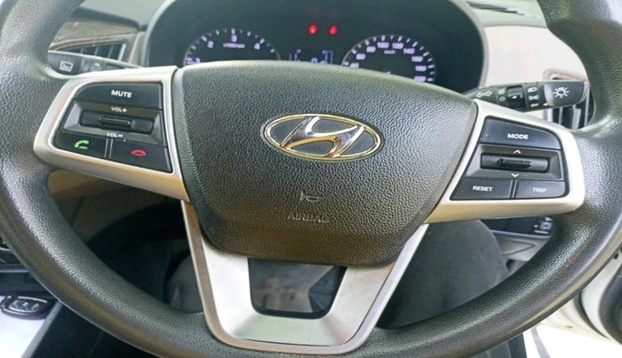 2017 Hyundai Creta SX PLUS AT 1.6 DIESEL, Diesel, Automatic, 42,806 km, interior