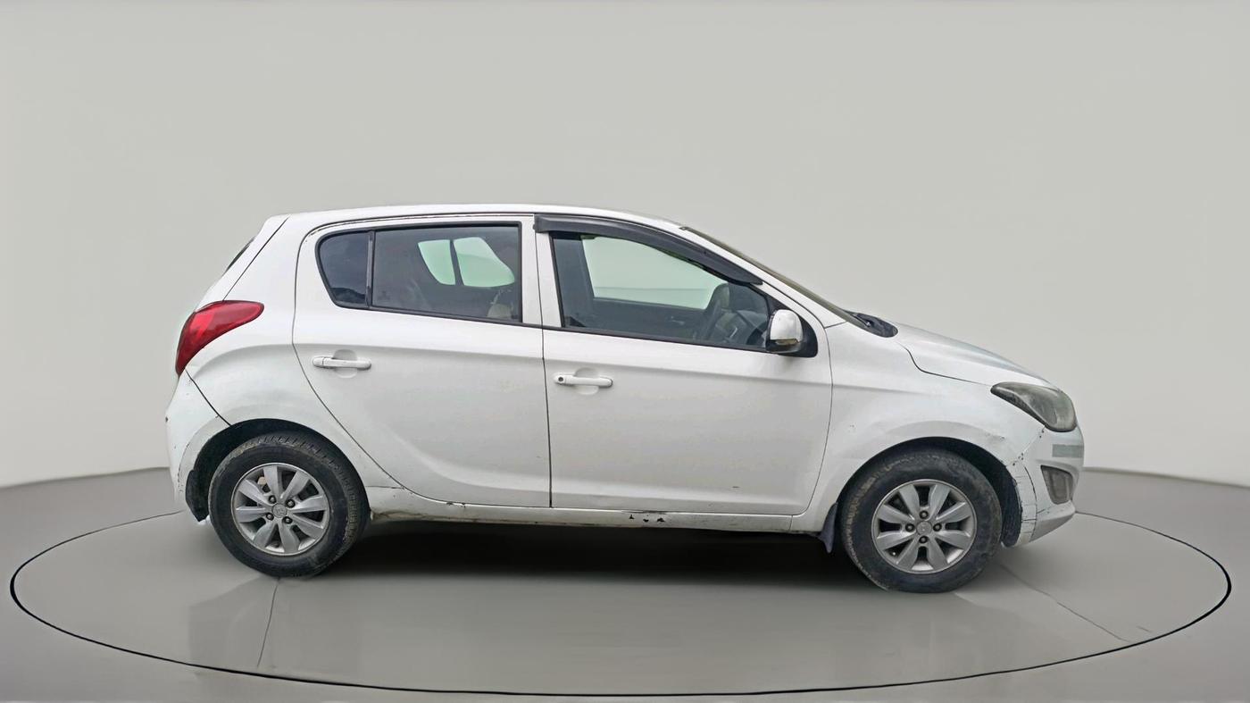 2012 Hyundai i20 SPORTZ 1.2, Petrol, Manual, 1,06,945 km, exterior