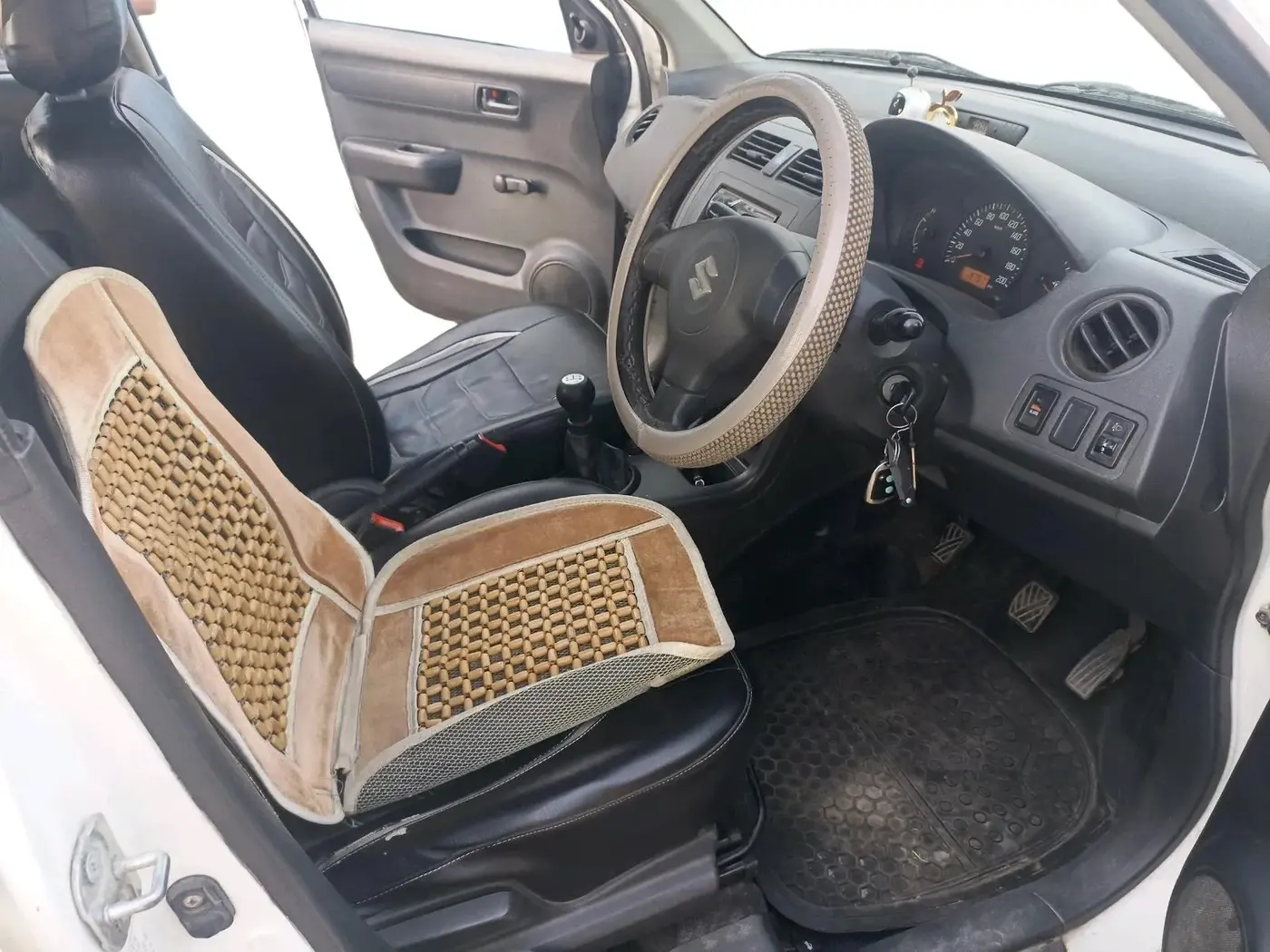 2015 Maruti Swift Dzire LDI, Diesel, Manual, 1,97,577 km, interior