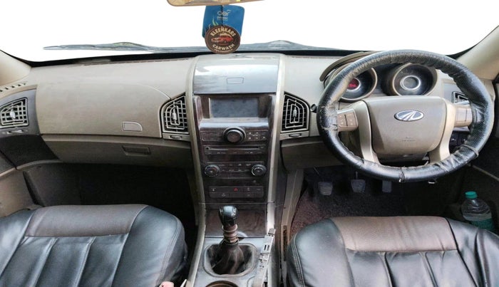 2013 Mahindra XUV500 W4, Diesel, Manual, 1,57,040 km, interior