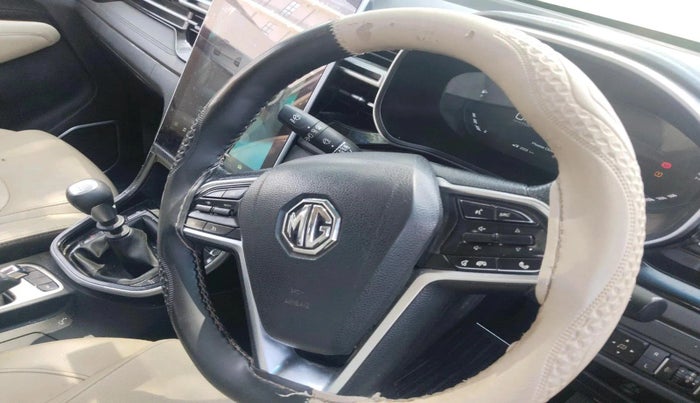 2023 MG HECTOR SHARP PRO 1.5 TURBO MT PETROL, Petrol, Manual, 48,972 km, interior