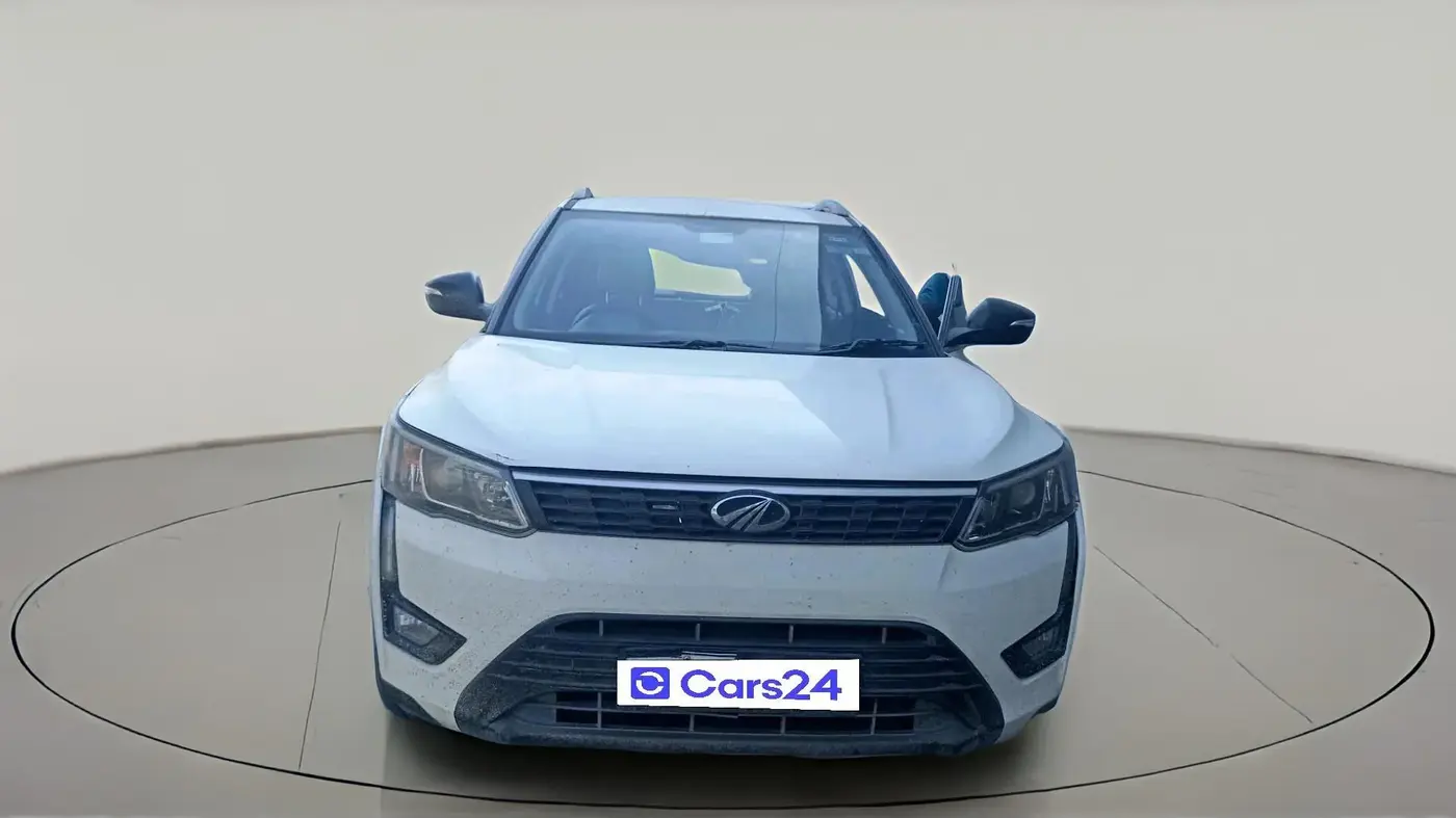 2020 Mahindra XUV300 W4 1.5 DIESEL, Diesel, Manual, 57,000 km, exterior